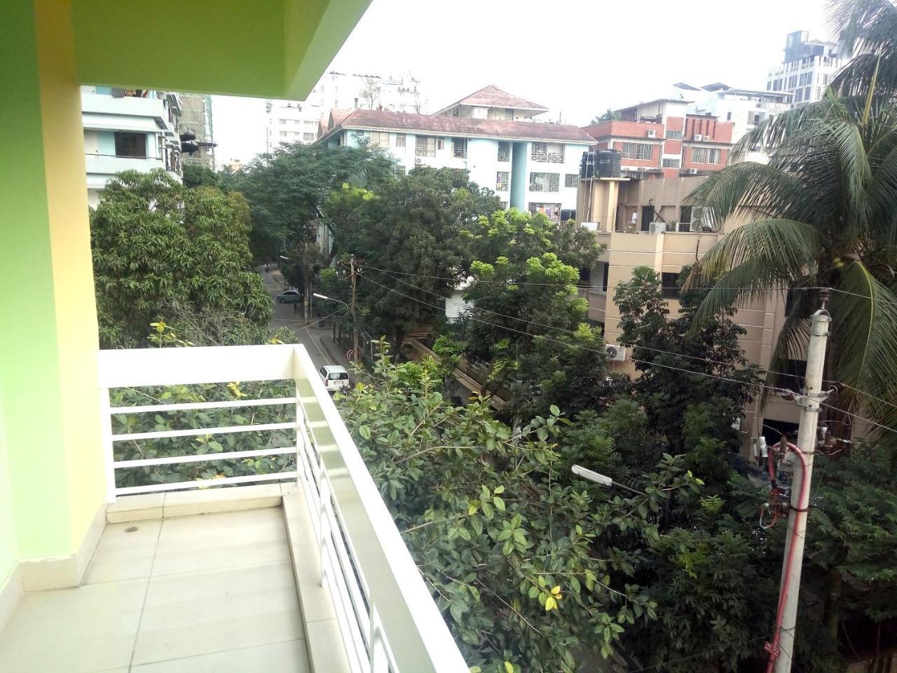 Hotel Lake View Plaza Dhaka Exterior photo