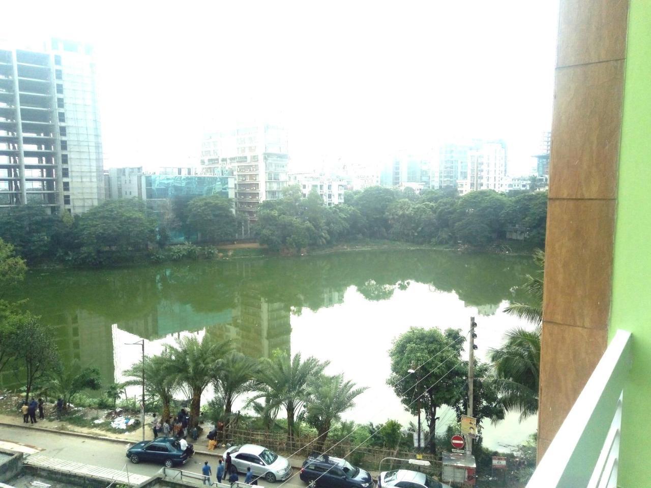 Hotel Lake View Plaza Dhaka Exterior photo